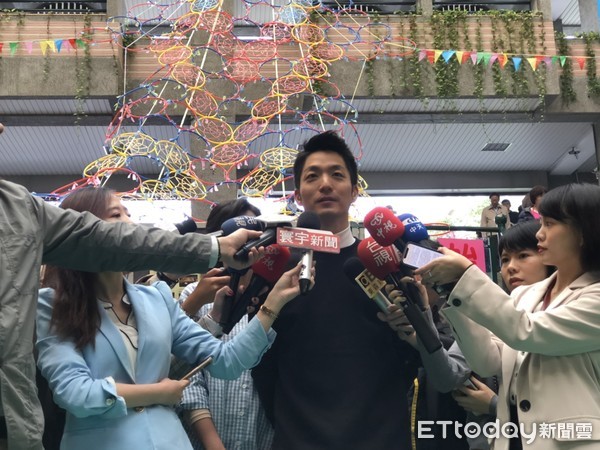 ▲蔣萬安投票。（圖／記者陳涵茵攝）