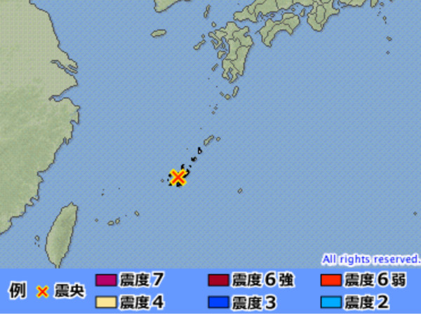 ▲▼ 日本沖繩縣本島外海16日當地下午6時36分（台灣時間下午5時36分）左右發生規模4.2地震，震源深度約10公里。（圖／翻攝自日本氣象廳）