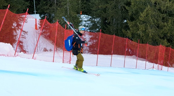 ▲本屆參加阿爾卑斯式滑雪的李玟儀與父親兼教練的李永德。（圖／協會提供）