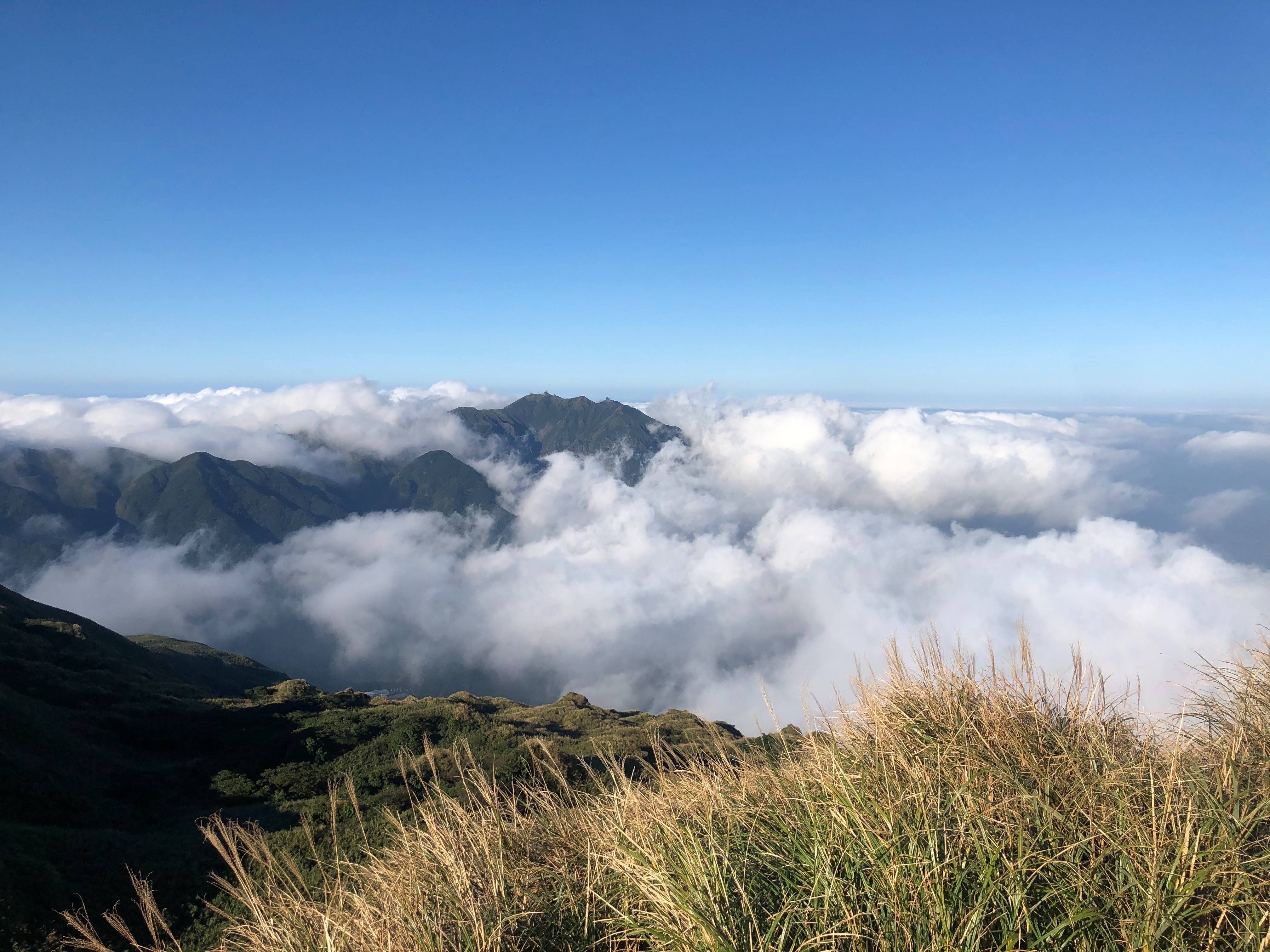 ▲▼七星山。（圖／Ｎ²提供，請勿隨意翻拍，以免侵權。）