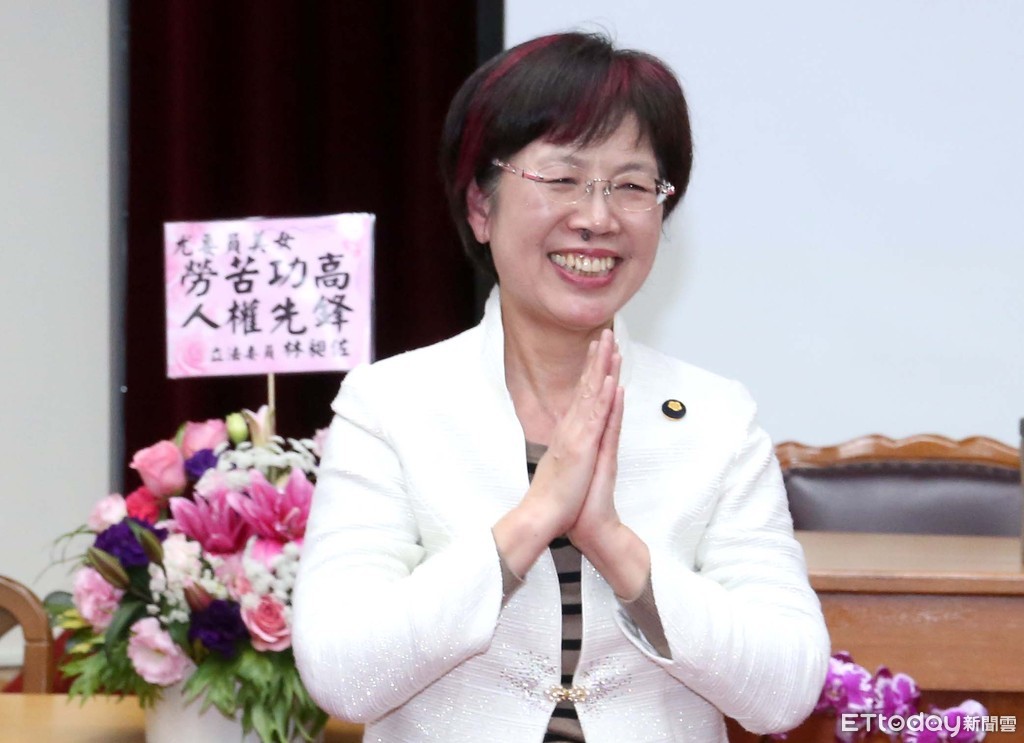 被控掏空全律會2.3億　購置會館程序合法！律師尤美女獲不起訴