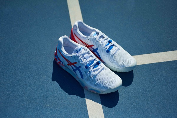 ▲澳網開打！ASICS 高規格網球鞋助選手挑戰不可能，GEL-RESOLUTION 8 全新升級，COURT FF NOVAK 新色登場。（圖／品牌提供）