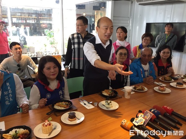 ▲▼高雄市長韓國瑜視察蓮池潭            。（圖／記者翁進忠攝）