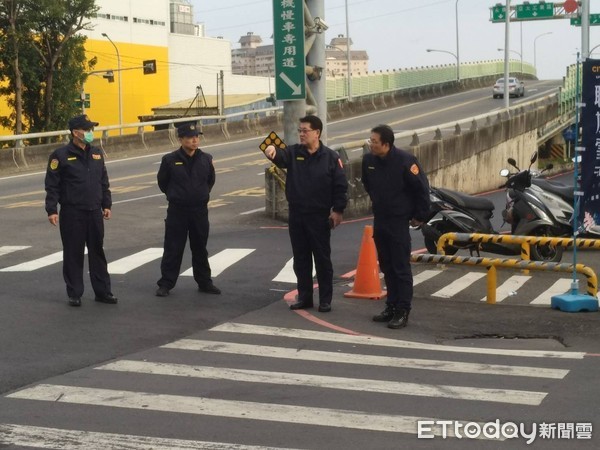 ▲台南市永康區中正路發生一起車禍命案，營業大貨曳引車，撞及魏姓女子所騎乘腳踏車，致魏女當場死亡。（圖／記者林悅翻攝，下同）