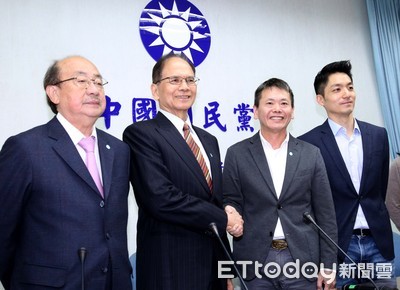 蔣萬安學歷爆偷改「是他搞的」?游錫堃PO選舉公報:哈哈躺著中槍