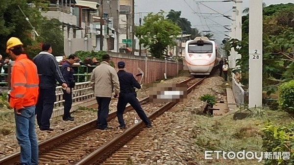 ▲▼台鐵太魯閣號自強號下午3點多，在花蓮南下吉安路段，一名男子闖入鐵軌，遭火車撞擊當場死亡。（圖／記者蕭可正翻攝）