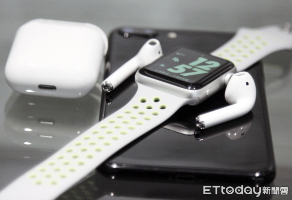 ▲不僅iPhone 9、平價音箱！傳蘋果正在開發AirPods Lite耳機  。（圖／記者洪聖壹攝）