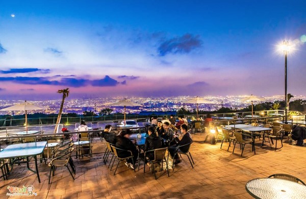 ▲▼望景咖啡廳。（圖／饗食客棧。淘氣猴vs肥獅子的旅食天堂提供，以下皆同，請勿隨意翻拍以免侵權。）