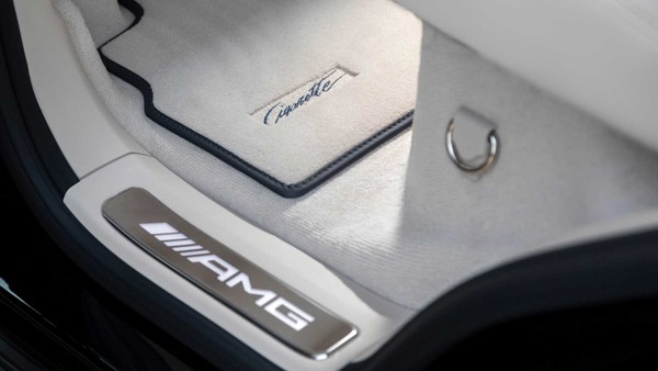 ▲賓士推出AMG G63 Cigarette  Edition、Tirranna AMG Edition遊艇海陸同捆包。（圖／翻攝自Mercedes-Benz）
