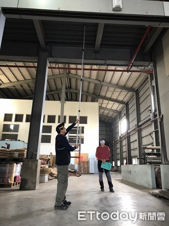 ▲台南市消防局加強台南市工廠消防安檢作業，維護工廠安全。（圖／記者林悅翻攝，下同）