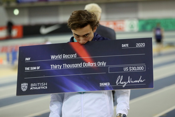 ▲杜普蘭提斯(Armand Duplantis)二度刷新世界紀錄。（圖／路透）