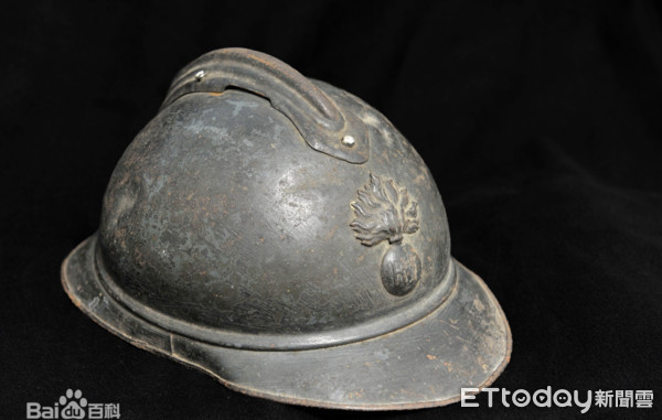 ▲▼一次大戰法國陸軍的「亞德里安」鋼盔。（圖／翻攝自百度百科）