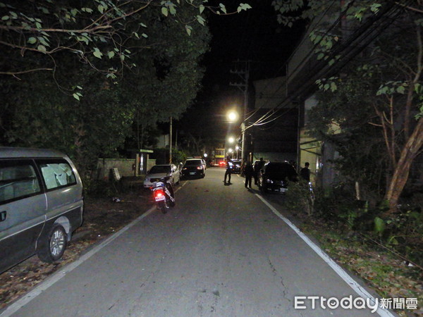 ▲▼阮男遭刺死，警方獲報到場             。（圖／記者陳以昇翻攝）