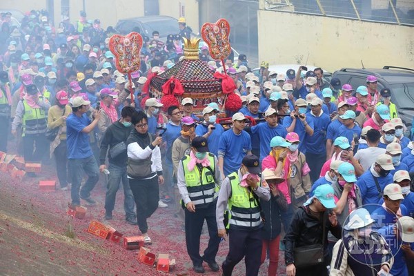 宗教界盛事大甲媽祖遶境擬如期舉辦，民眾擔憂恐成防疫缺口。（資料照）