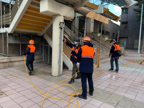 ▲▼32例女移工2/27曾到淡水　里長緊急發動「竹圍捷運站」附近全面大消毒！。（圖／取自竹圍里長李啟源臉書）