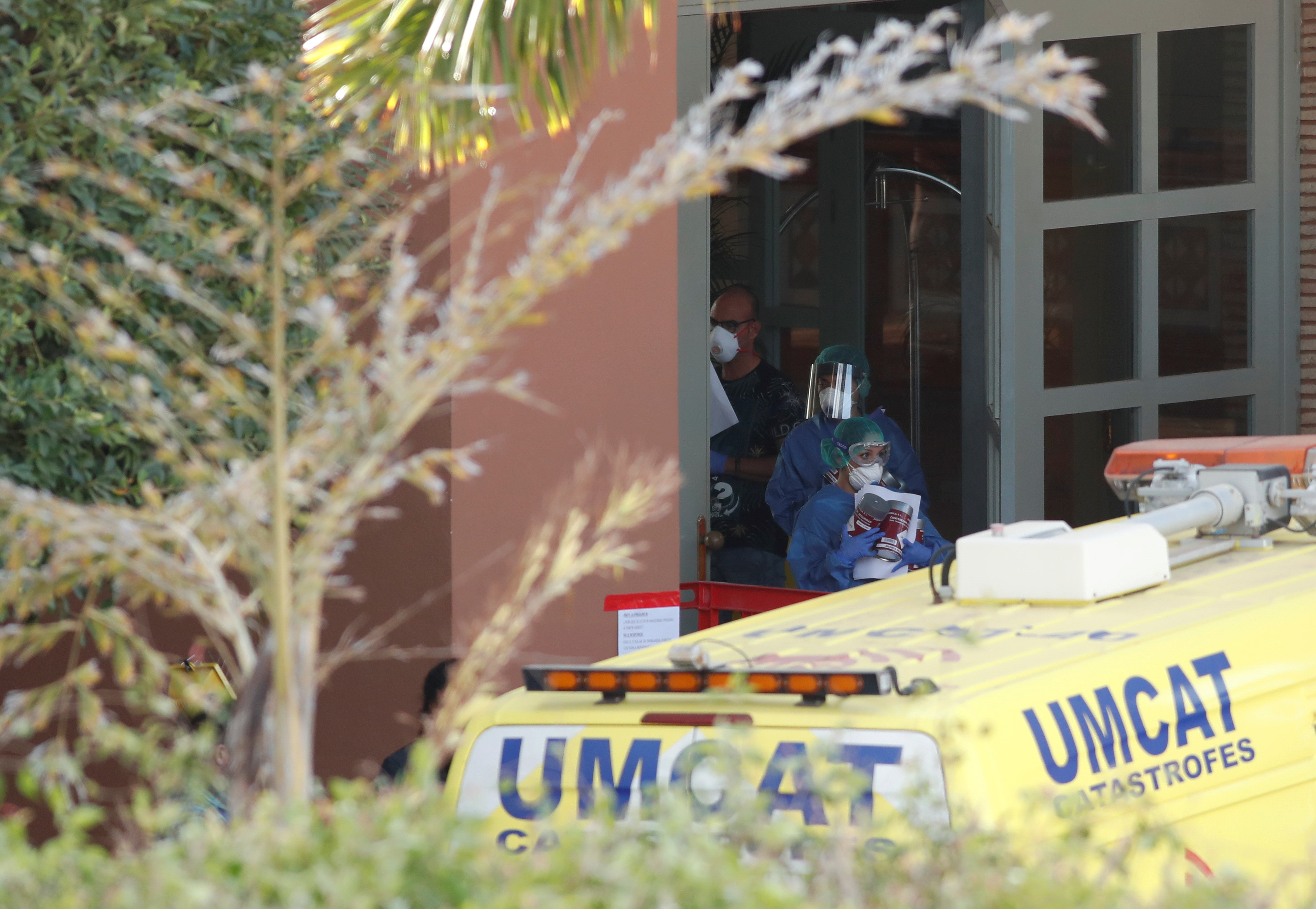 ▲▼ 西班牙特內里費島的阿德赫海岸皇宮H10飯店（H10 Costa Adeje Palace）因出現確診患者被封鎖。（圖／路透）