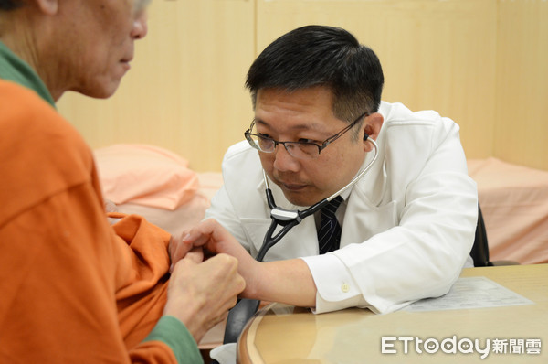 台北慈濟醫院心臟外科諶大中主任。（圖／醫院提供）