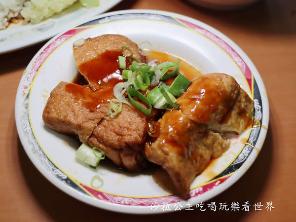 ▲▼黃記滷肉飯。（圖／沙拉公主吃喝玩樂看世界提供）