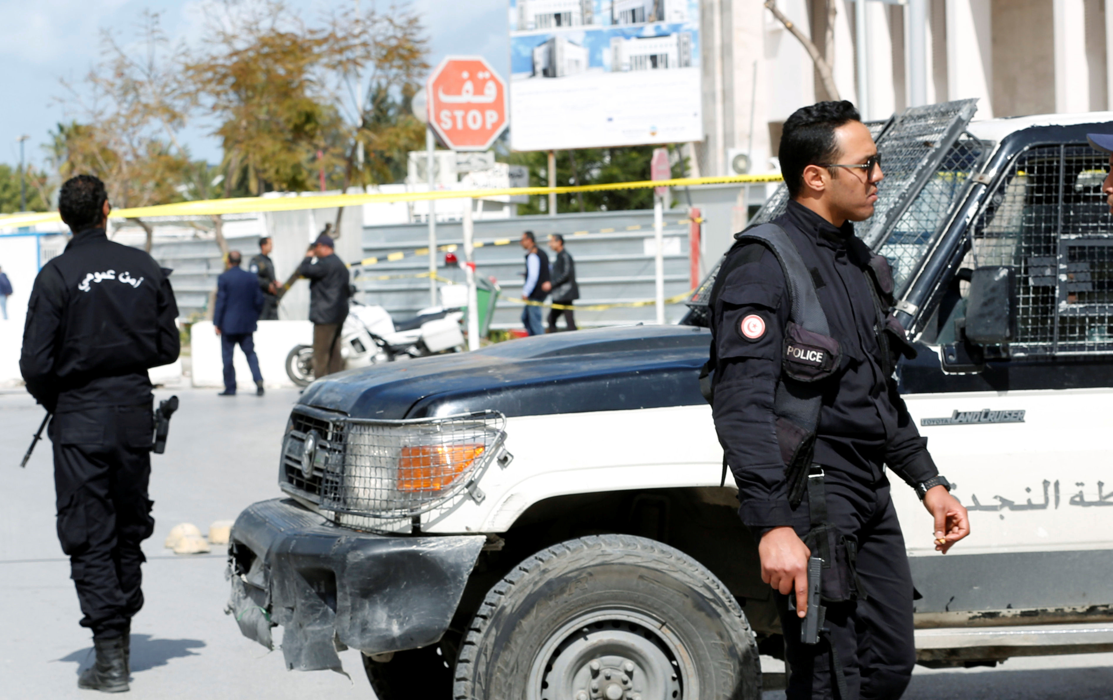 ▲▼美又一大使館遭攻擊！　突尼西亞首都自殺炸彈客引爆1死6傷。（圖／路透）