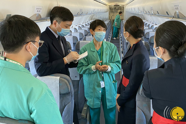 ▲▼澳門包機飛抵武漢！自行派機「6醫護隨行」預計接回58人。（圖／澳門政府新聞局）