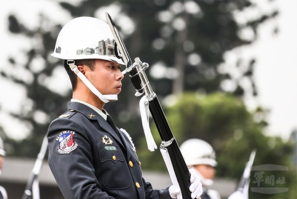 三軍儀隊團體競賽　空軍儀隊奪冠