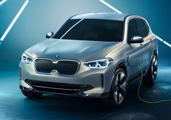 ▲2018 BMW iX3 Concept概念車。（圖／翻攝自BMW）