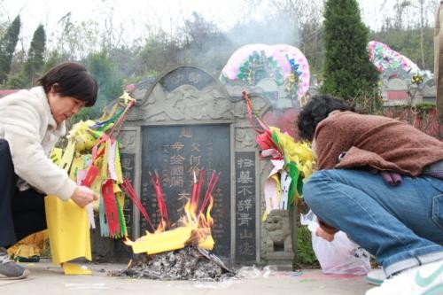 ▲▼都心疫情二次爆發，大陸南京市限縮清明節集體掃墓人潮。（圖／記者任以芳攝）