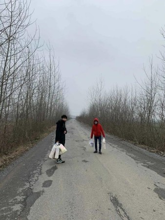 ▲▼劉順順一家意外被困荊門老家。（圖／翻攝自楚天都市報）