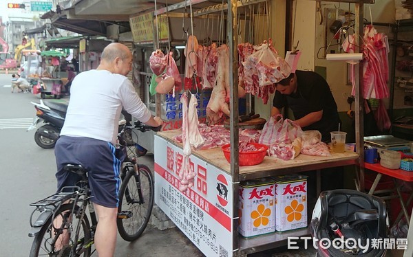 ▲▼傳統市場 豬肉攤 口蹄疫 生鮮豬肉。（圖／記者屠惠剛攝）