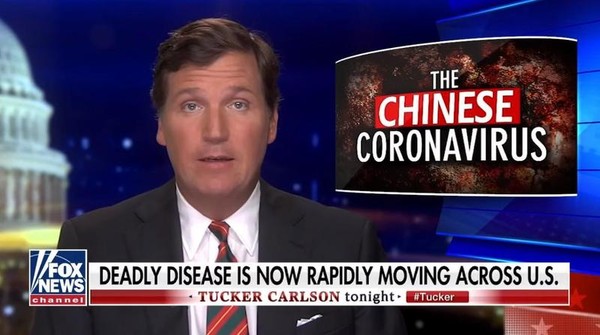 福斯新聞主播改口稱COVID-19為「中國冠狀病毒」。（翻攝自Fox News YouTube頻道）
