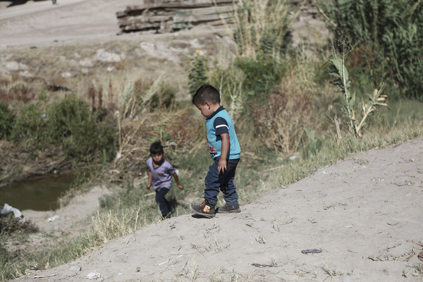 ▲墨西哥,華雷斯城,Ciudad Juárez,格蘭河,Río Bravo,邊境,邊界,移民,美國,美墨邊境,艾爾帕索,El Paso。（圖／達志影像／美聯社）