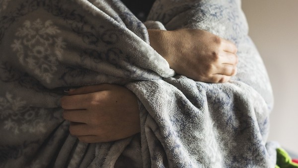 ▲▼毯子,冷,毛毯。（圖／取自免費圖庫Pixabay）