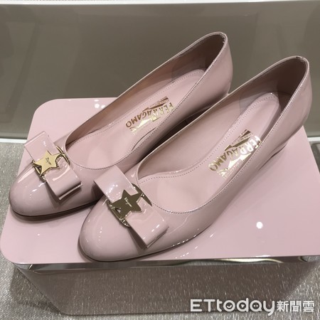 ▲ferragamo訂製鞋。（圖／記者王則絲攝）