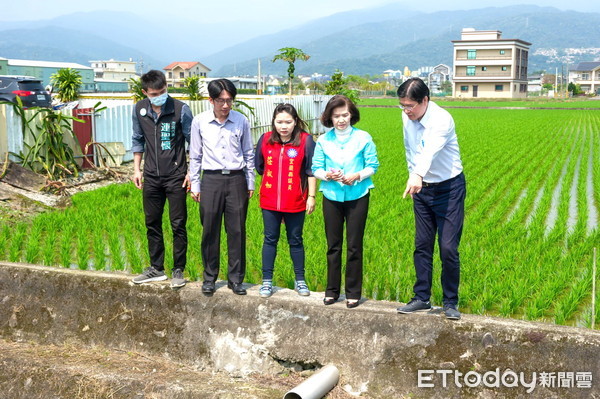 ▲▼守護宜蘭好山好水，宜蘭縣長林姿世界水資源，妙視察宜市梅洲大排改善工程。（圖／記者游芳男攝，下同）