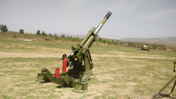 ▲119型超遠森林滅火砲外觀近似陸製86式榴彈砲。（圖／翻攝澎湃新聞）