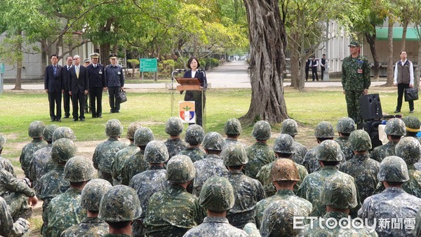 ▲▼蔡英文視導陸軍步兵203旅防疫整備。（圖／記者蔣婕妤攝）