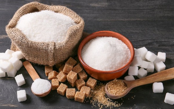 黑糖vs.白糖哪個好？專家公開「營養成分」：對身體來說都差不多。（圖／截自Hello醫師）