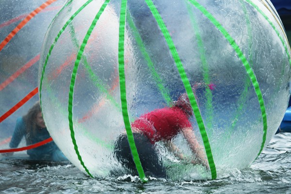 ▲▼太空球,Zorb ball。（圖／達志影像／示意圖）