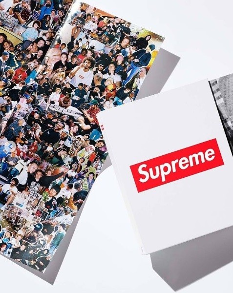 ▲Supreme為肺炎推出募款t。（圖／翻攝自IG@supremenewyork）