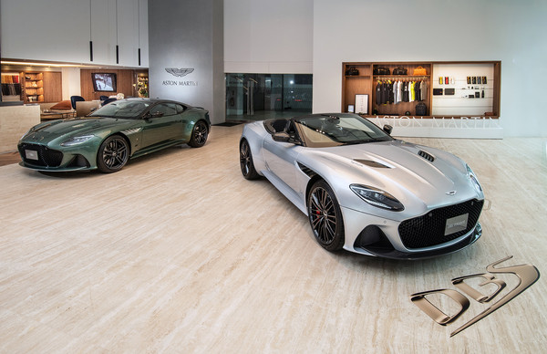 Aston Martin DBS輕量化敞篷版驚喜登台　先繳1848萬元才能坐擁GT血脈（圖／翻攝自Aston Martin）