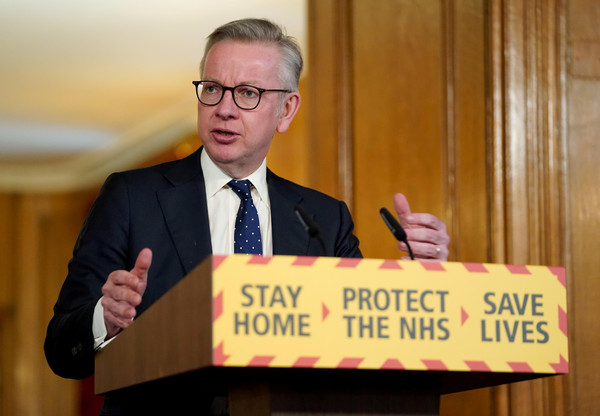 ▲▼英國內閣辦公室部長戈夫（Michael Gove）呼籲民眾待在家中。（圖／路透）