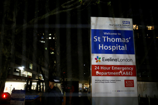 ▲▼ 英國首相強生6日當地晚間7時左右住進倫敦南部聖湯瑪斯醫院（St Thomas` Hospital） 。（圖／路透）