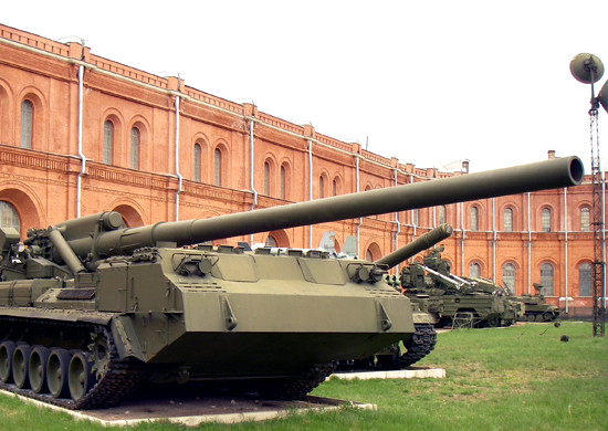 ▲俄製2S7M自走榴彈砲擁有世界最大203MM口徑。（圖／翻攝俄羅斯國防部）