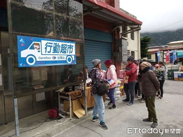 ▲▼家樂福行動超市。（圖／業者提供）