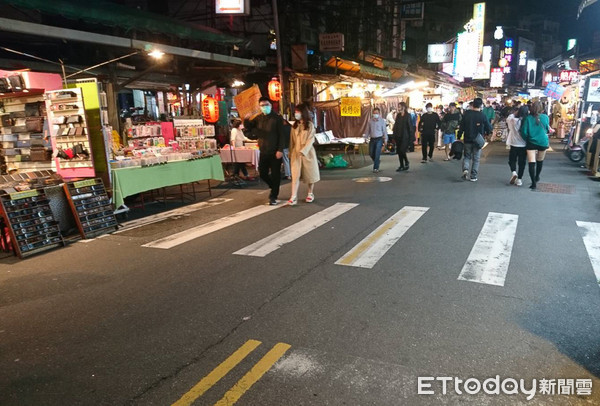 ▲永和樂華夜市。（圖／記者黃士原攝）