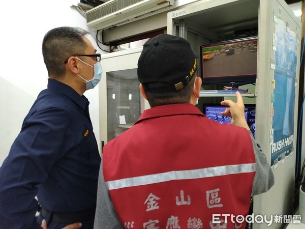 ▲ 金包里老街假日管制措施首日 人流未達壅塞、車流順暢。（圖／新北市金山區公所提供）