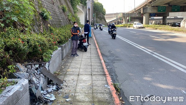 ▲▼劍潭超跑麥拉倫自撞山壁。（圖／記者游宗樺攝）