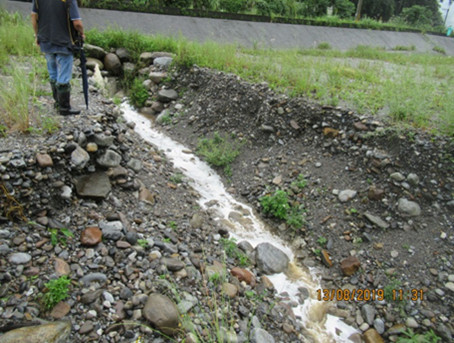 ▲不肖業者將將重金屬污泥倒在大安溪，彰化地檢署追查。（圖／彰化地檢署提供）