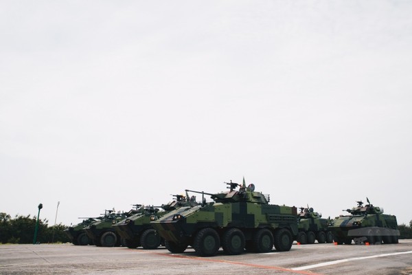 CM34輪型戰鬥車射擊訓練　強化部隊打擊火力