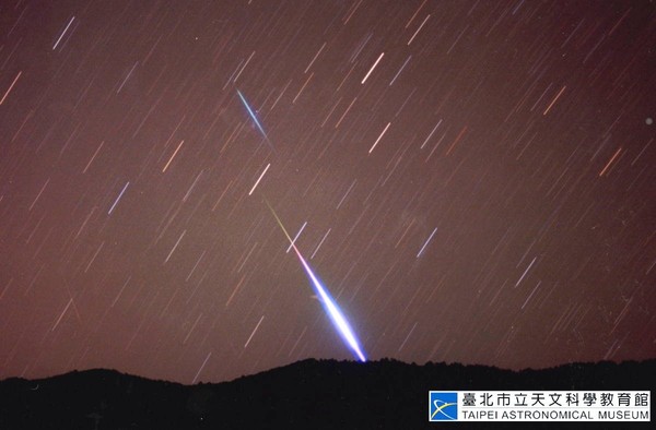 ▲天琴座流星雨。（圖／翻攝自《台北市天文科學教育館》官網）